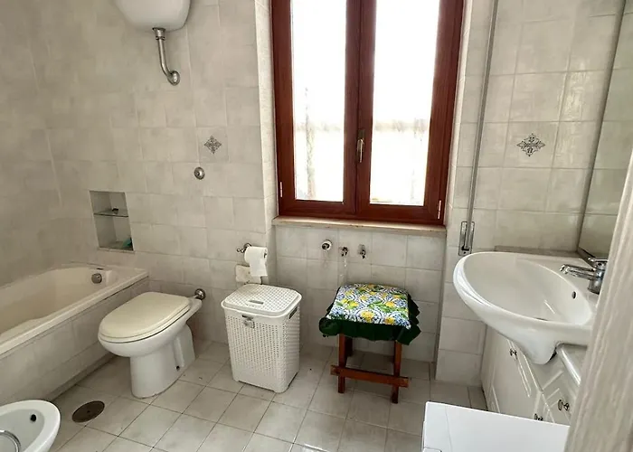 4 Beds - 2 Bedrooms Near The Station * Rzym