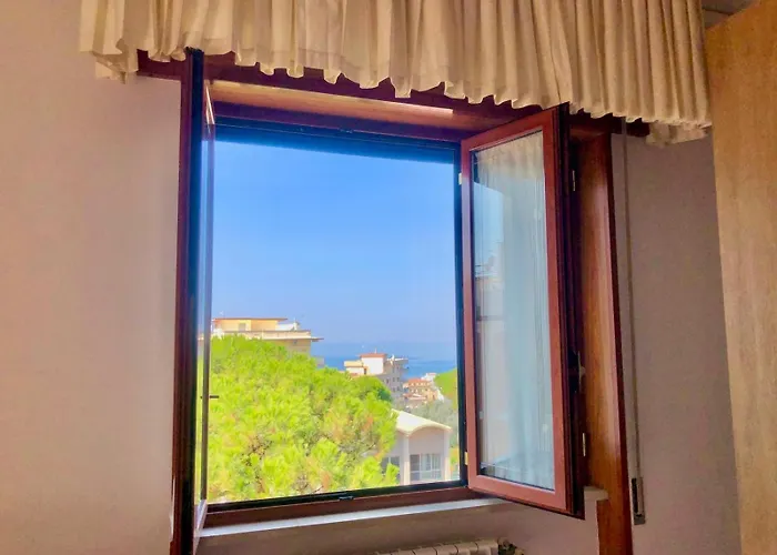 4 Beds - 2 Bedrooms Near The Station * Rzym